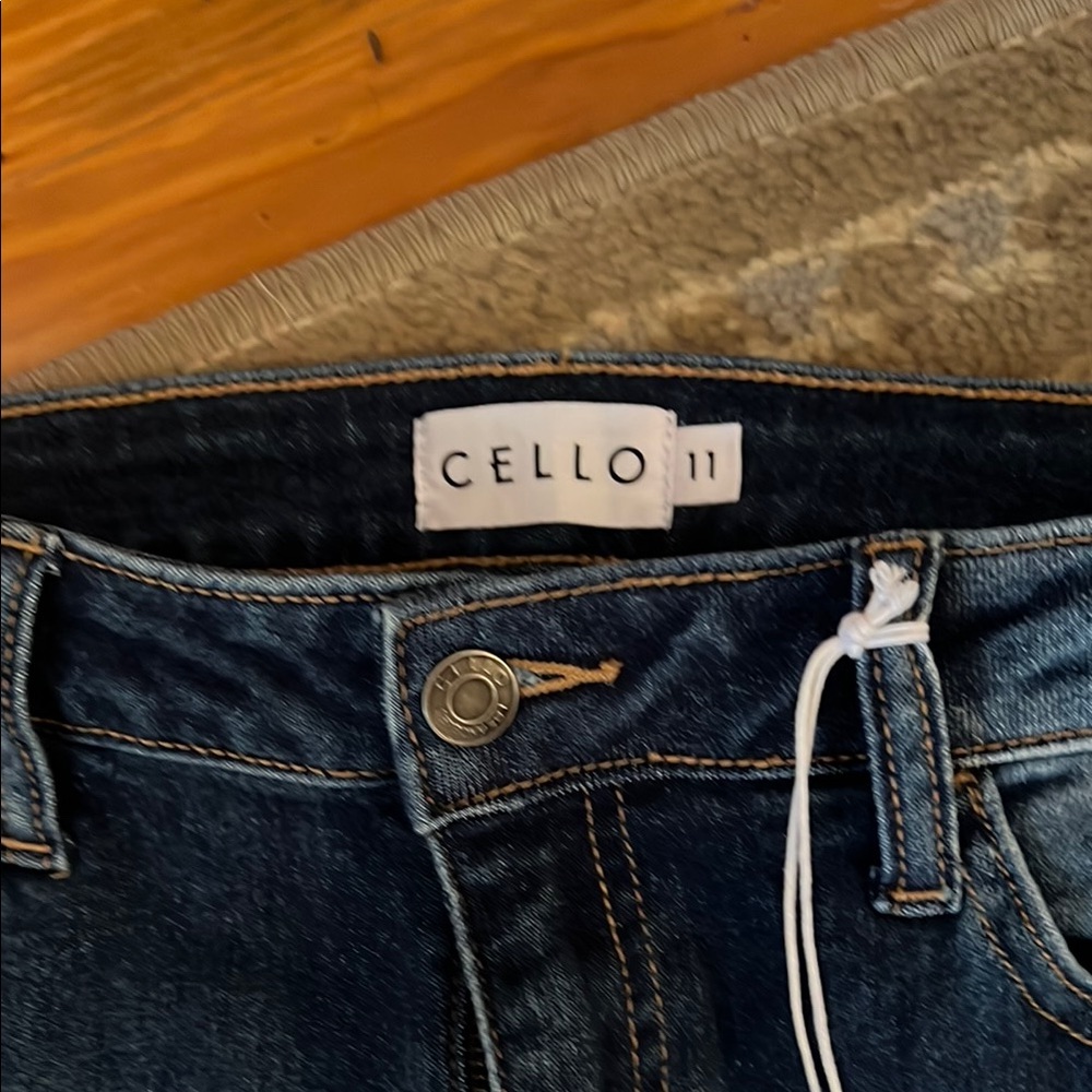 Women's Flared Denim Jeans - Dark Blue - Picture 3 of 5